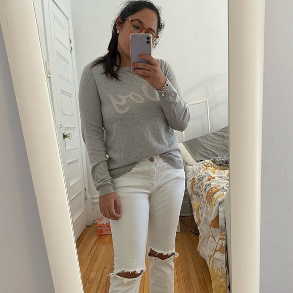 GAP adorable sweater! Merino Wool! - Picture 3 of 4